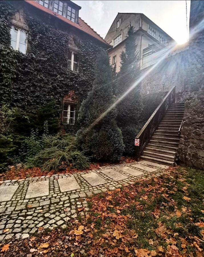 Hotel Przy Oślej Bramie - Zamek Książ Wałbrzych Zewnętrze zdjęcie