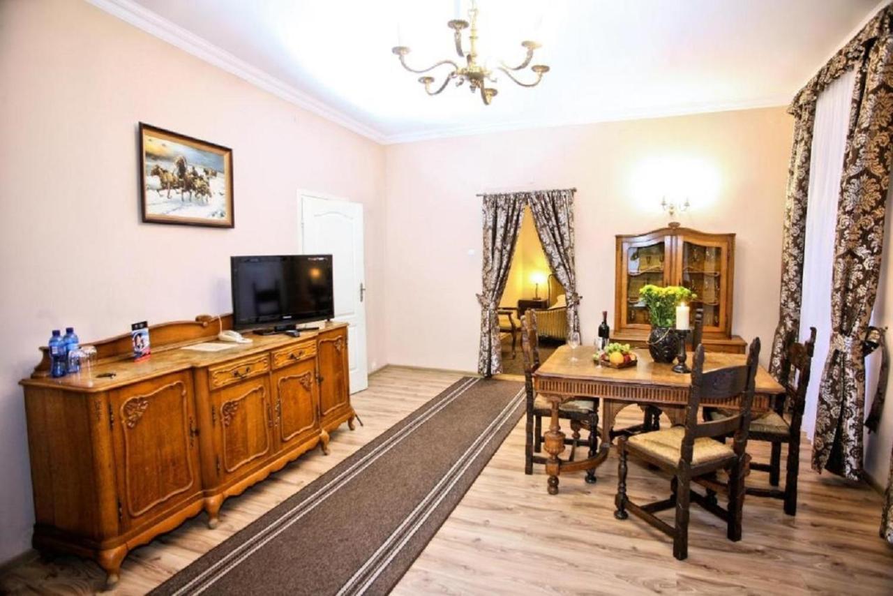Hotel Przy Oślej Bramie - Zamek Książ Wałbrzych Zewnętrze zdjęcie