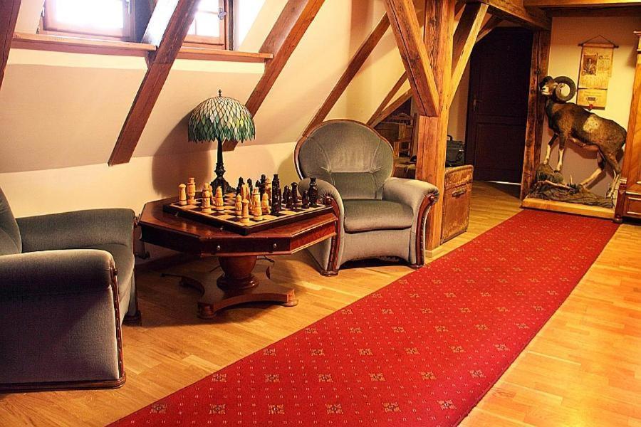Hotel Przy Oślej Bramie - Zamek Książ Wałbrzych Zewnętrze zdjęcie