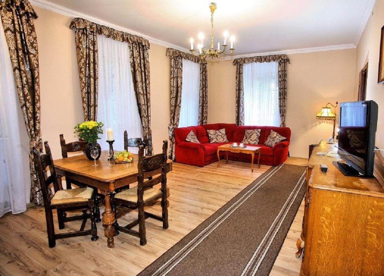 Hotel Przy Oślej Bramie - Zamek Książ Wałbrzych Zewnętrze zdjęcie