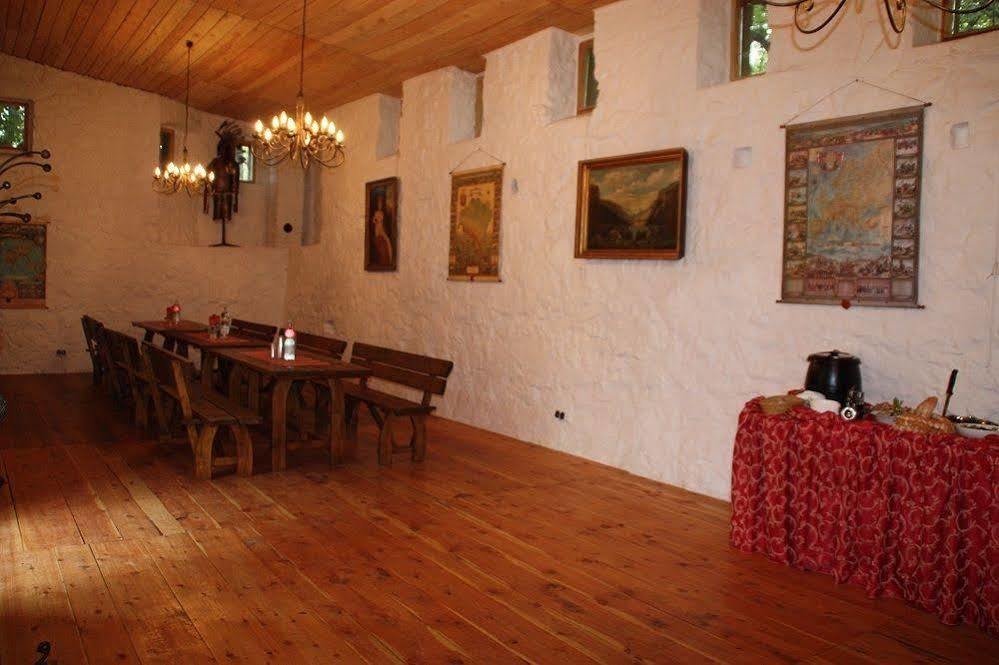 Hotel Przy Oślej Bramie - Zamek Książ Wałbrzych Zewnętrze zdjęcie
