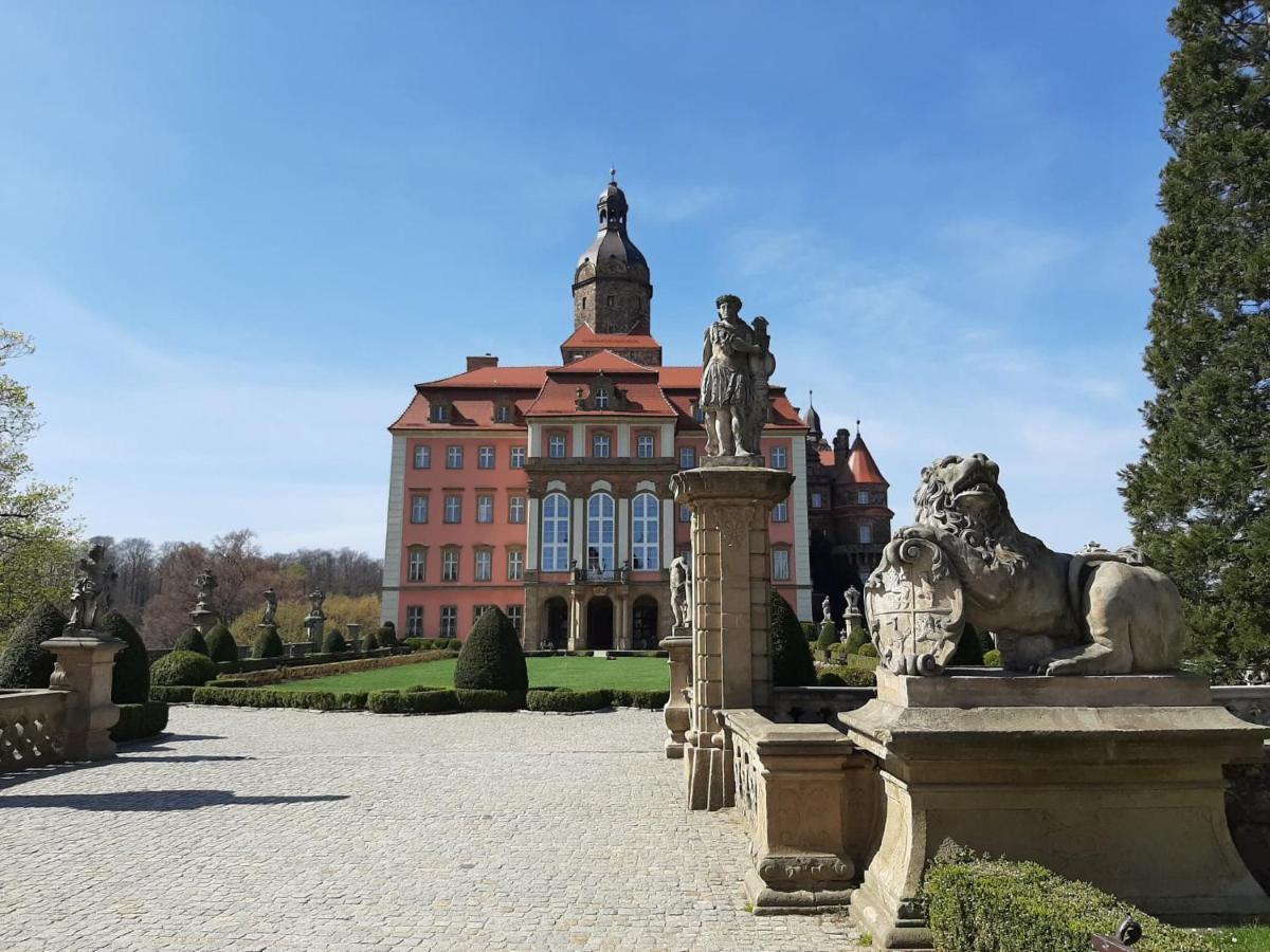 Hotel Przy Oślej Bramie - Zamek Książ Wałbrzych Zewnętrze zdjęcie